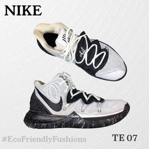 Nike Men's Kyrie 5 'Oreo Lace Up AO2918-100 Athletic Sneakers Size 10.5